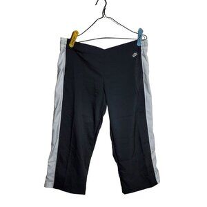 Nike NikeFit Dri-Fit Womens Large Black & White Athletic Capri Workout Pants